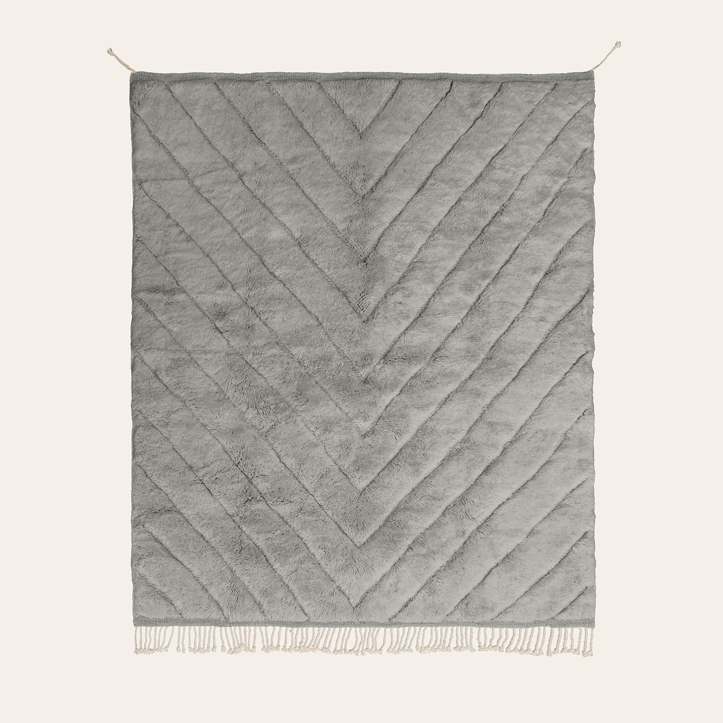 ASH GREY ADRAR